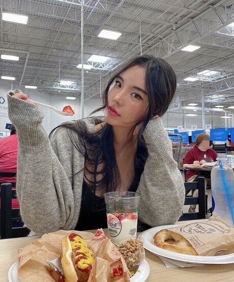 still need nude model gallery