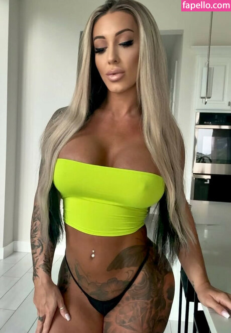 Sara Pauline pornstar art picture