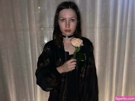 Ella Woolsey sex star images