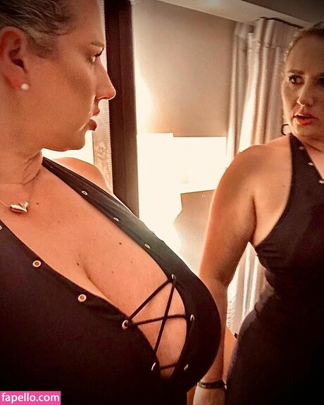 Kathy__Deep exclusive star images