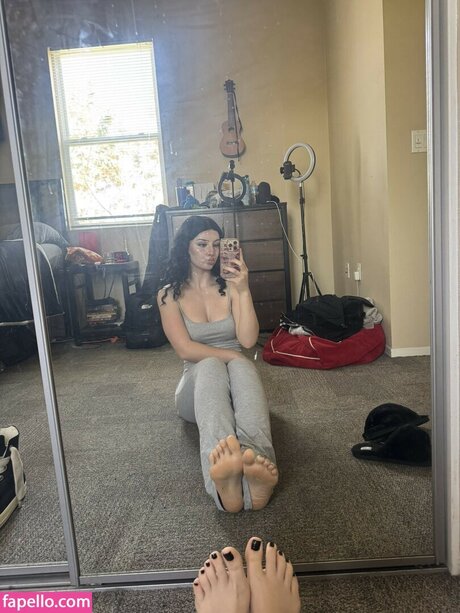 hldmahnd model pornographic pics