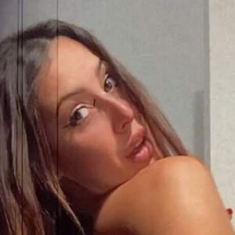 JENNI REIS model adult images