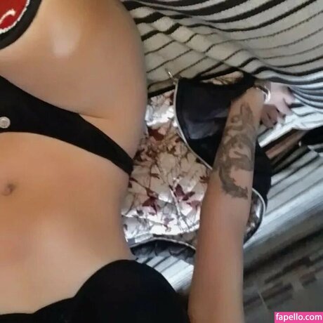 lucii p__ model high quality pic