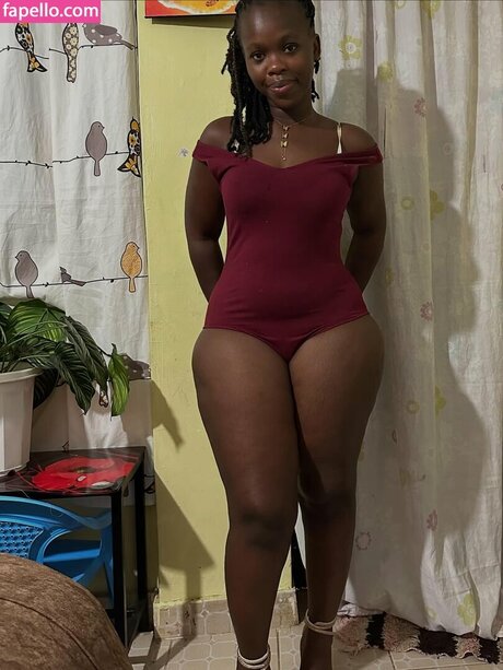 Edna Anjela star naked image