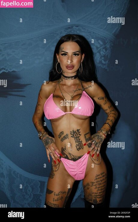 Maja Bach high quality model image