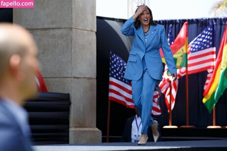 Kamala Harris erotic star photos