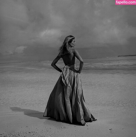 Alexia Dechamps best model archive