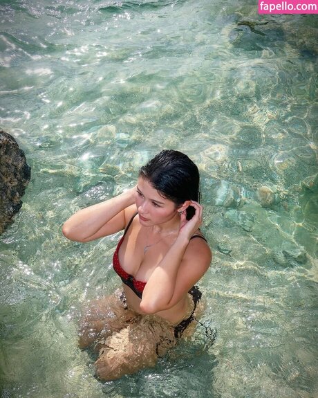 Pepperoni Muffin pornstar exclusive image