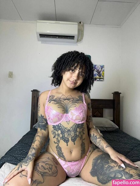 Kembly Guerrero star sex photos