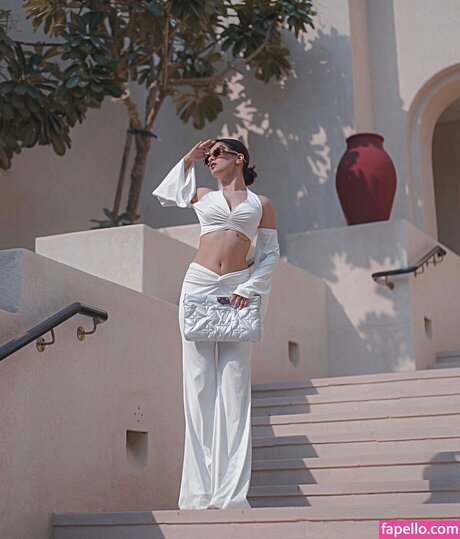 Avneet Kaur pornstar adult img