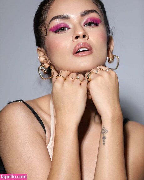 arab femboy onlyfans hot sexy picture