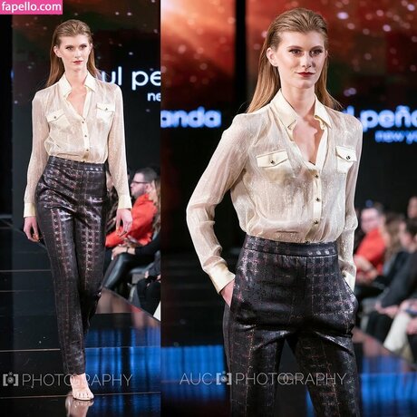 Brianna Duffield pornographic actress img