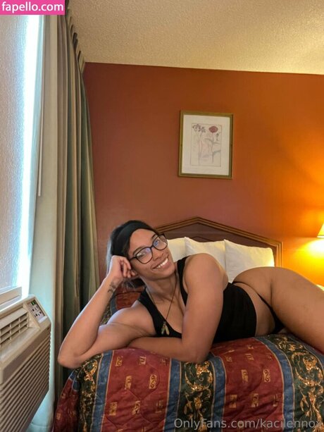 Kaci Lennox art star photo