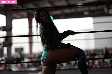 Kaci Lennox nice pornstar galleries