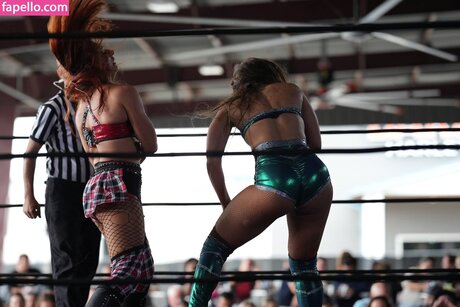 Kaci Lennox beautiful actress image