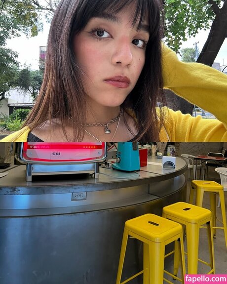 Om4ly adult model pic