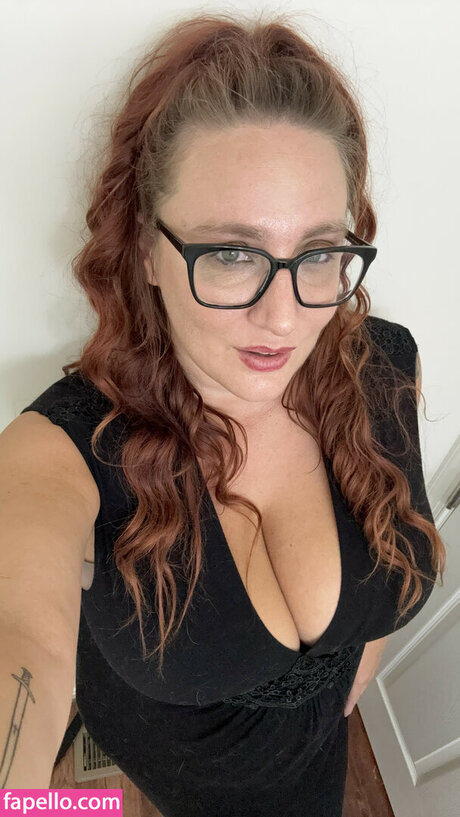 RefashionedHippie porn actress gallery