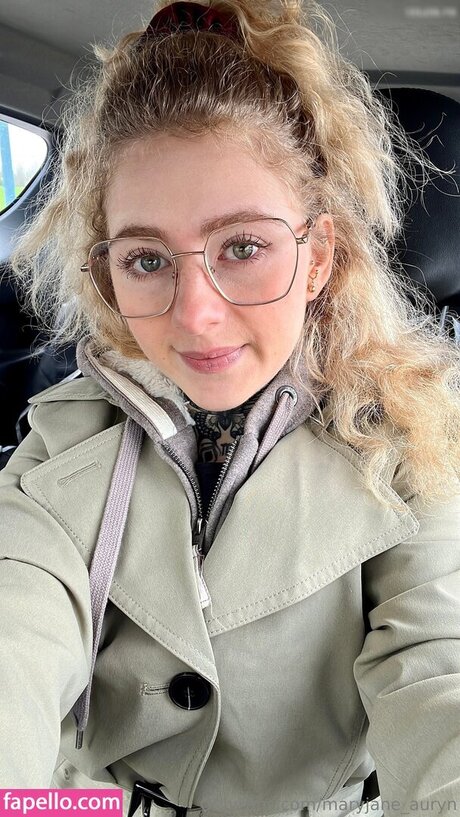 MaryjaneAuryn adult actress gallery