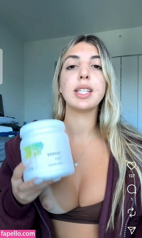 Lyla Lane model hot img