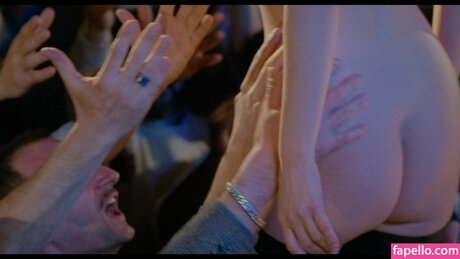 Emmanuelle Seigner pornstar free gallery