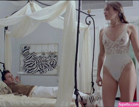 Emmanuelle Seigner nude star gallery