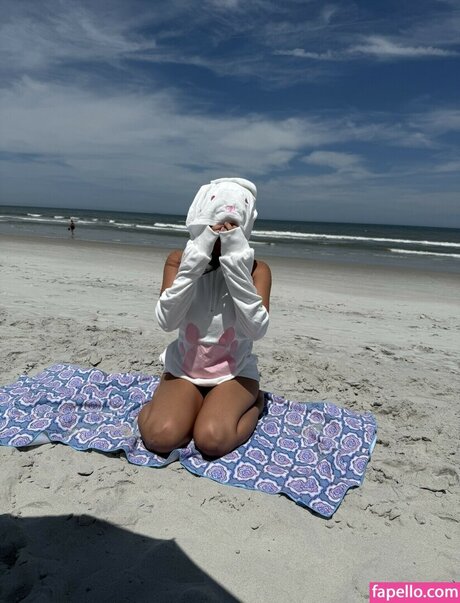 Angelina Fishtank star free pics