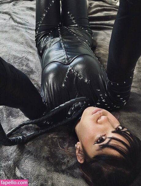 Angelina Fishtank star erotic pictures