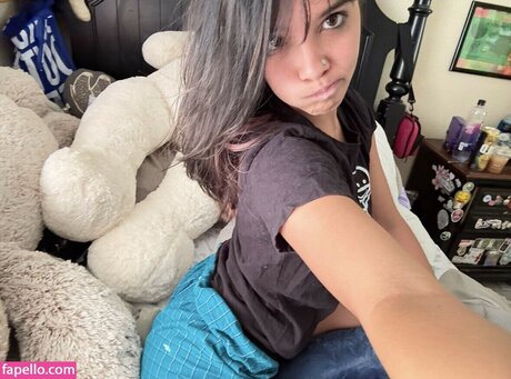 Angelina Fishtank model nudes image