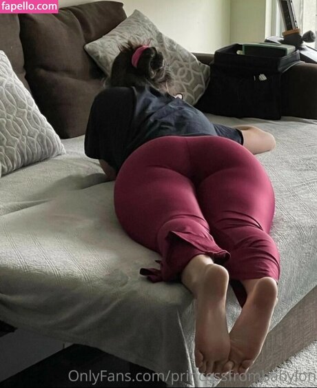 sarahbood exclusive model pic