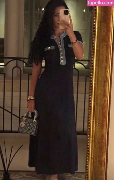 adolladola model top image