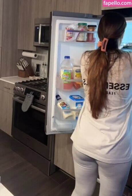 adolladola star high quality image