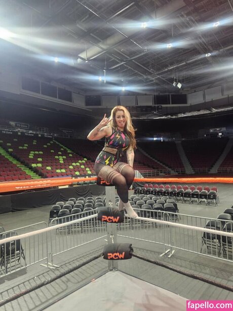 melaniehavok pornographic actress photos