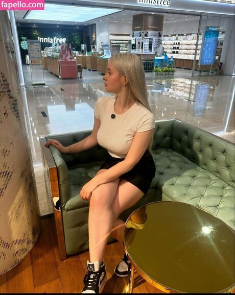 Bulebarbie official erotic star photos