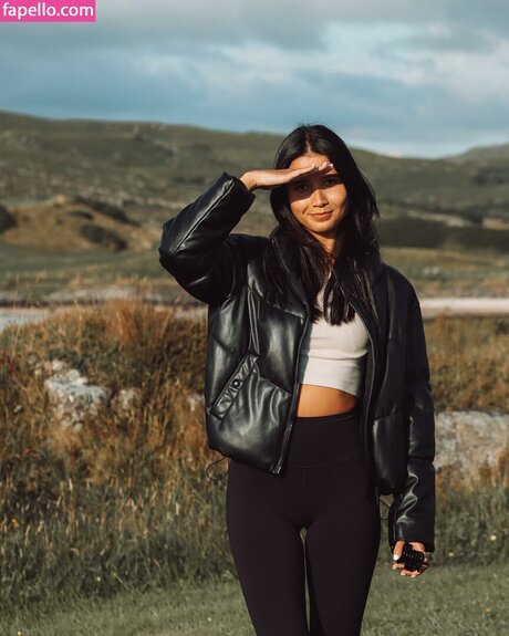 angadobo model pornographic pics