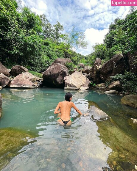 angadobo naked pornstar photo