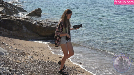 Girls HuntersBeauty pornstar nude pic