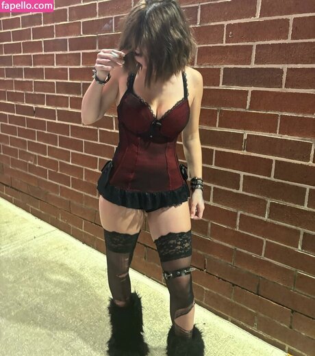 Trinity Manaj hot pornstar picture