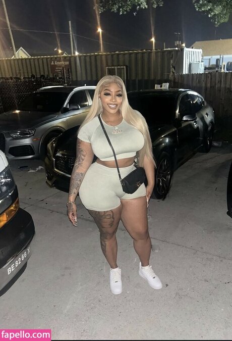 Only1lexx model pornographic image