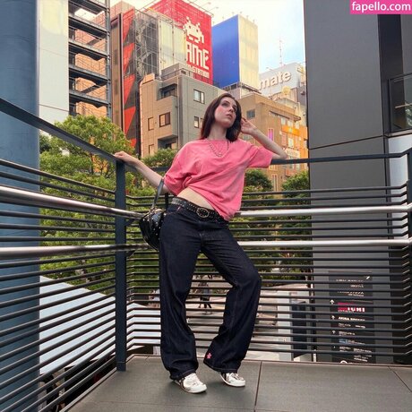 HeyMissTeacher sexy actress galleries