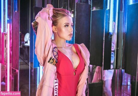 Dasha Grivina sex model picture