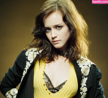 Alexis Bledel model porn pictures
