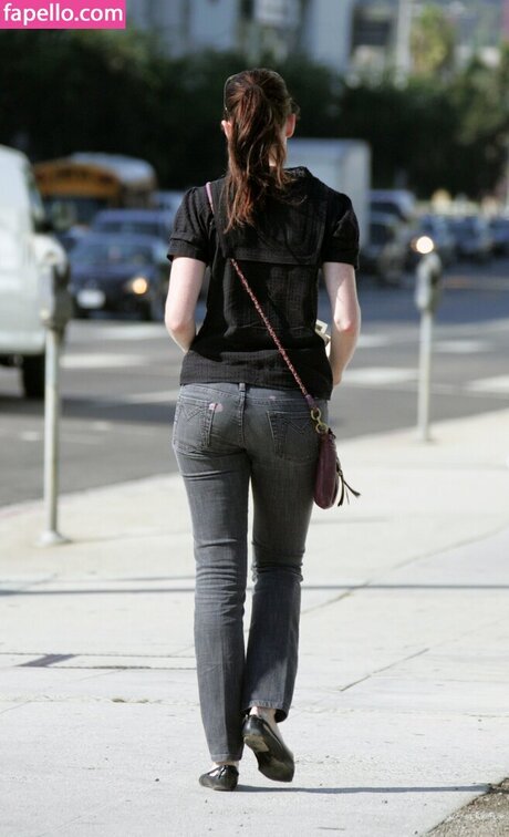 Alexis Bledel sexy actress picture