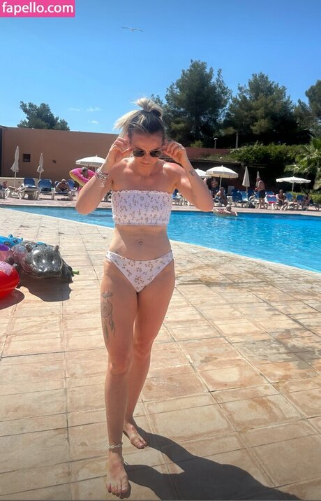 Natalie Handby pornstar hot pictures