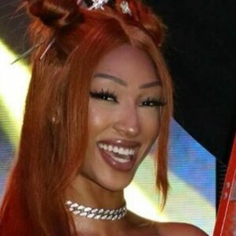 Mara Sade star top galleries