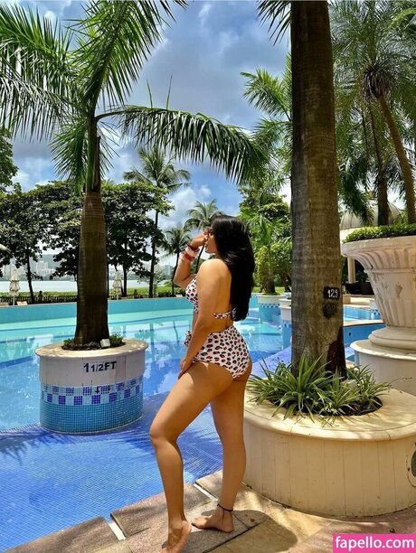 Nikita Sharma hot model photos