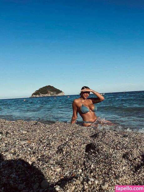 Debora Bloise free actress pictures