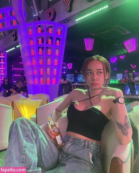 meguspusita erotic actress picture