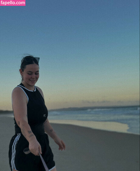 maddiewort_ free model img