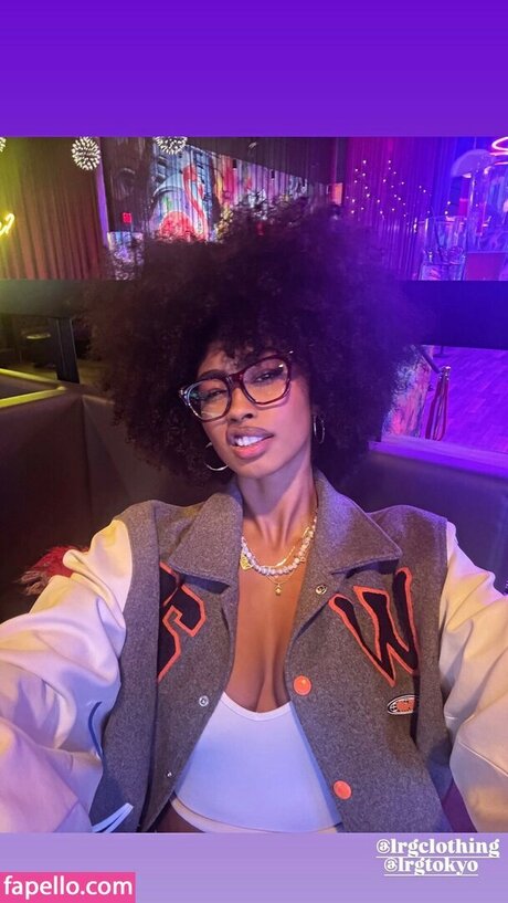 Jasmine Chola adult model archive