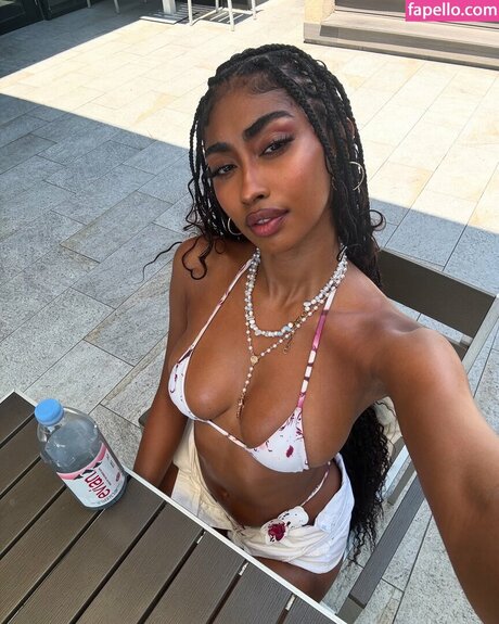 asian cheerleader onlyfans beautiful nude pic